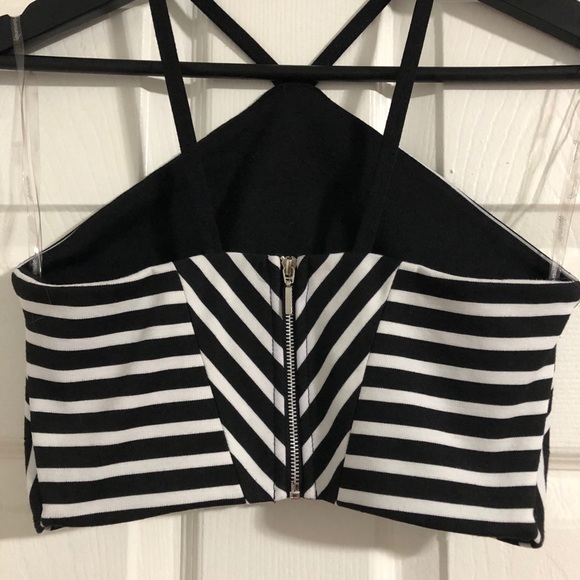 Dynamite Striped black & white crop top w/ zipper - Picture 3 of 4